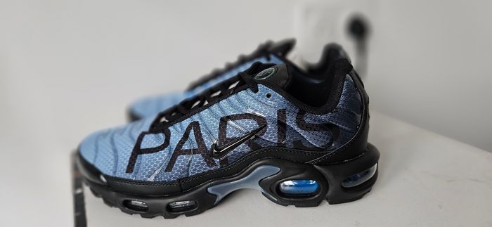 Basket TN Nike taille 43 - photo numéro 6