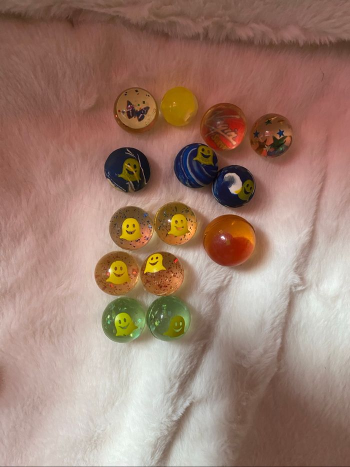 Lot de 14 balles rebondissantes