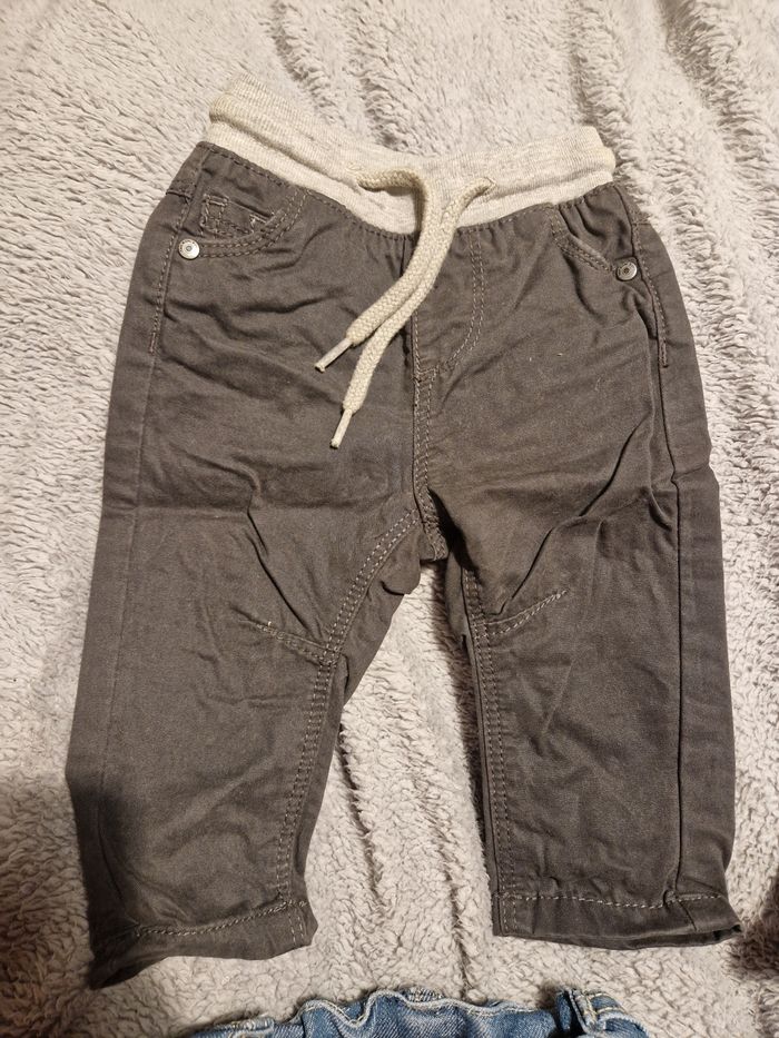 Lot pantalons - photo numéro 2