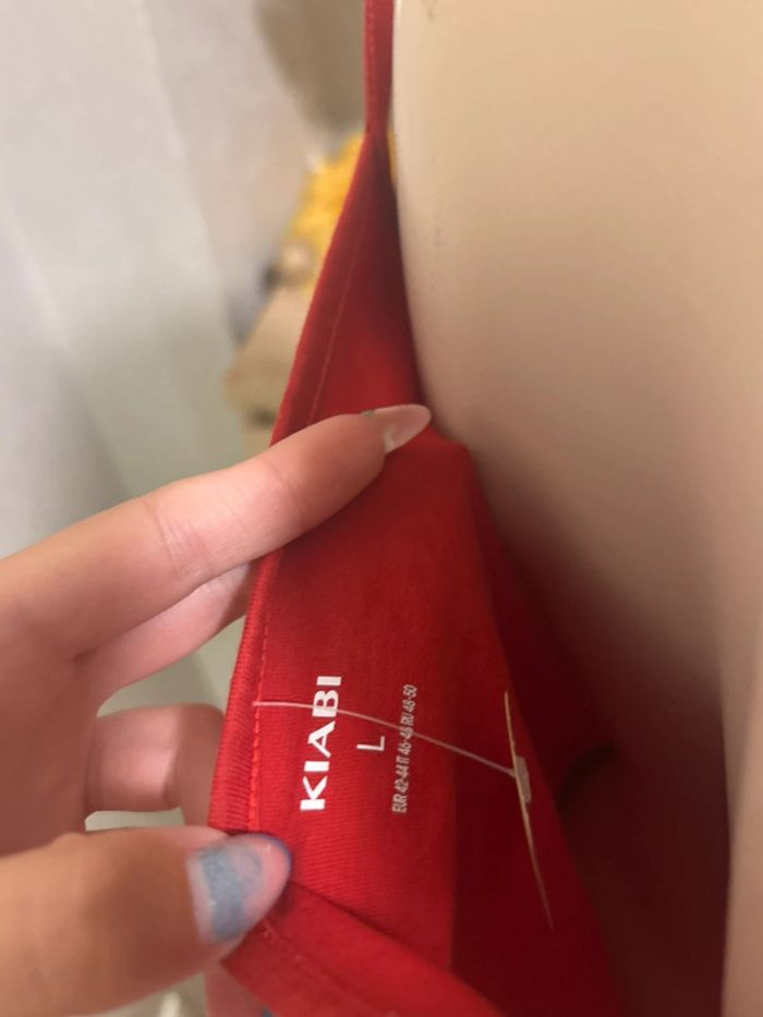 Débardeur rouge - photo numéro 2