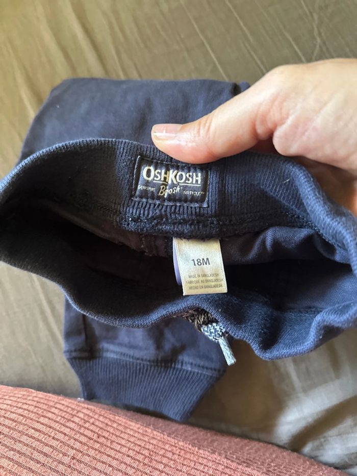 Pantalon oshkosh 18m - photo numéro 2