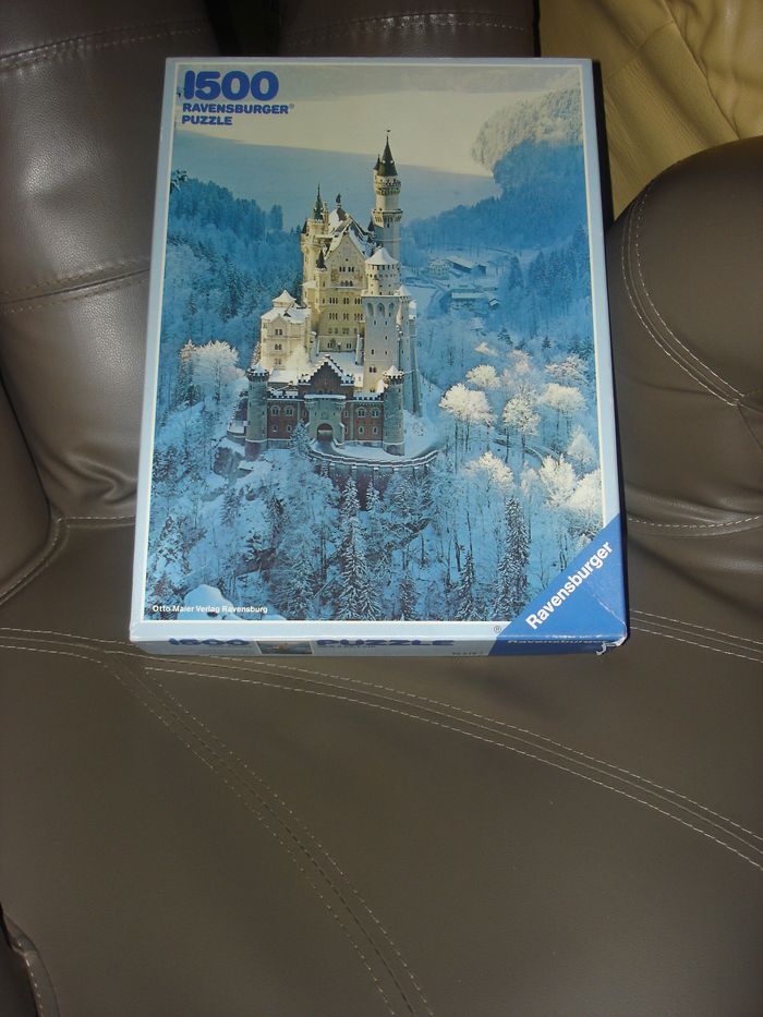 Puzzle 1500 pièces "Hiver à Neuschwanstein" éditions Ravensburger (complet)