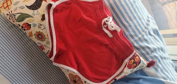 Short rouge Bershka taille 34