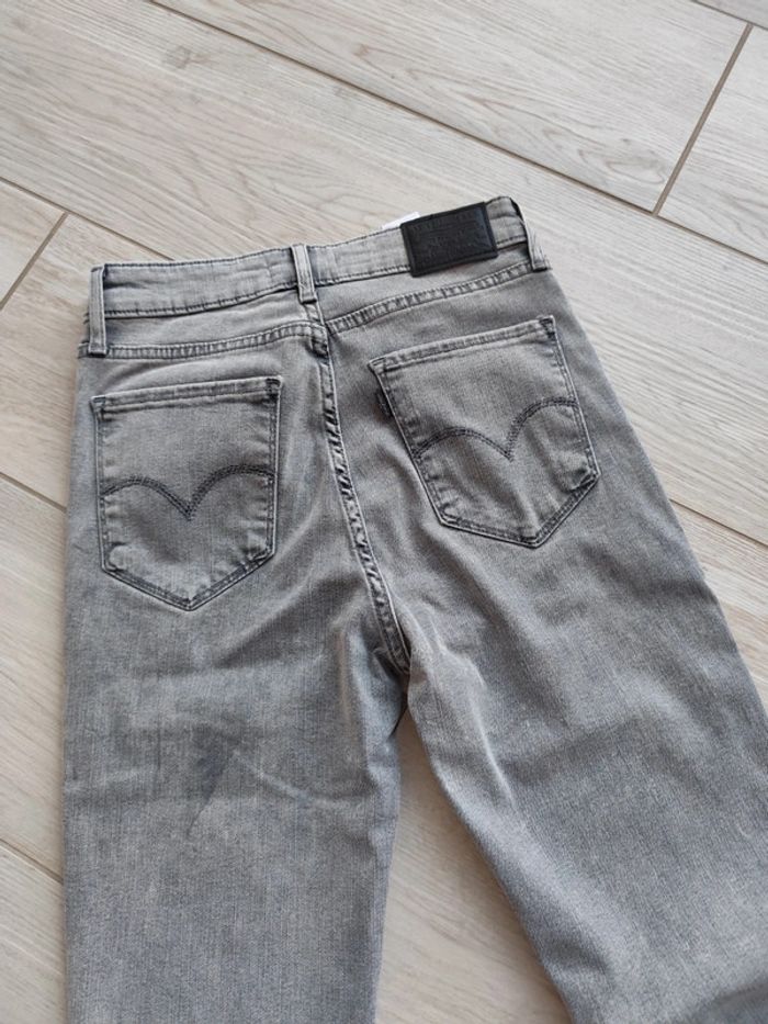 Jeans Levi's 721 W27 L30 - photo numéro 6