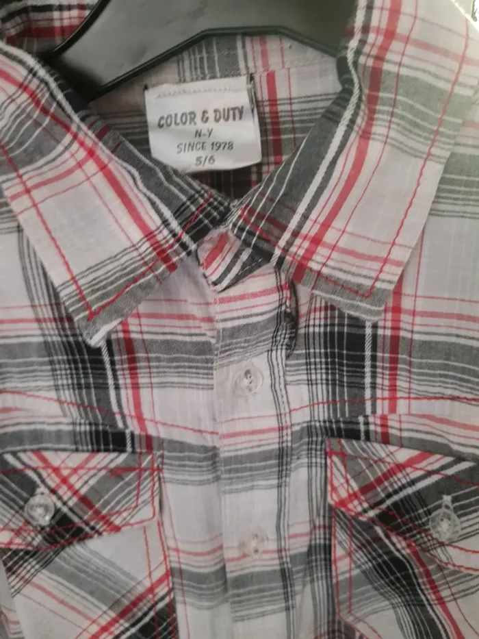 Chemise 5/6 ans - photo numéro 3