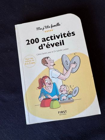 Livre 200 activités d’éveil 0-3 ans