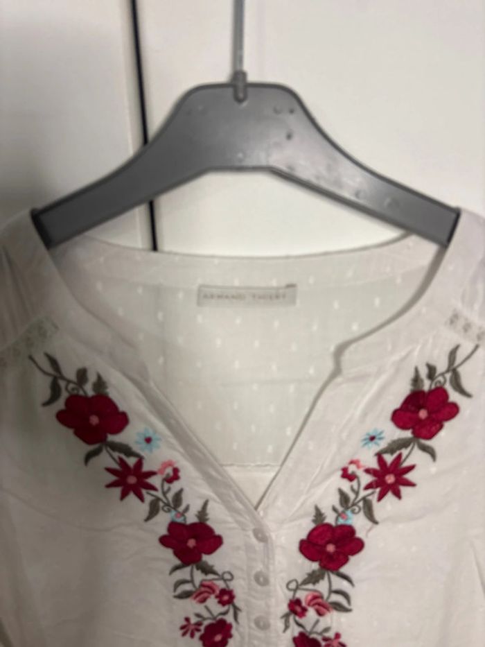 🌺blouse Armand Thiery avec broderie 🌺 - photo numéro 3