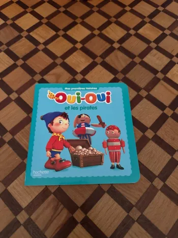Livre Oui-Oui et les pirates