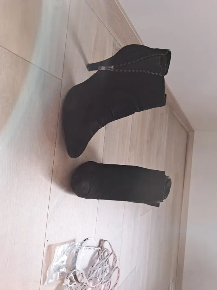 Bottines suedine