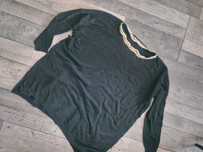 Pull voyelles taille 42