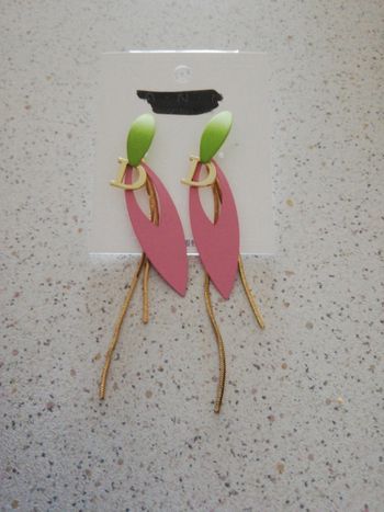 Boucles d oreilles rose et verte