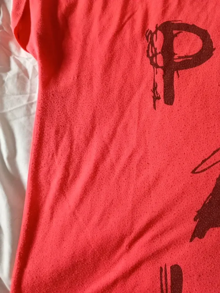 T-shirt taille 50/52 - photo numéro 4