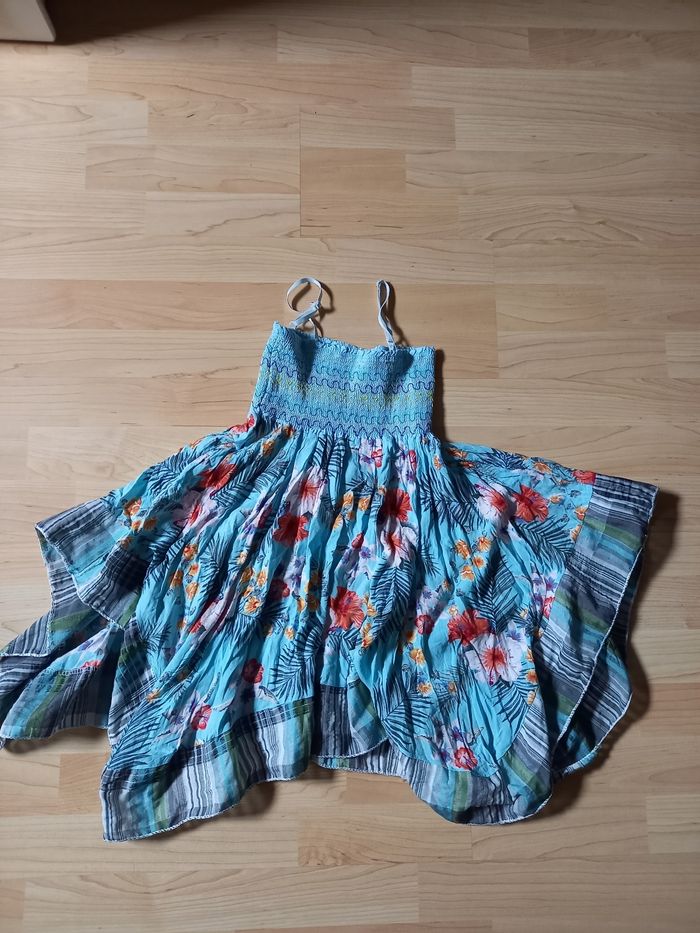 Lot de vêtements fille 6 ans - photo numéro 2