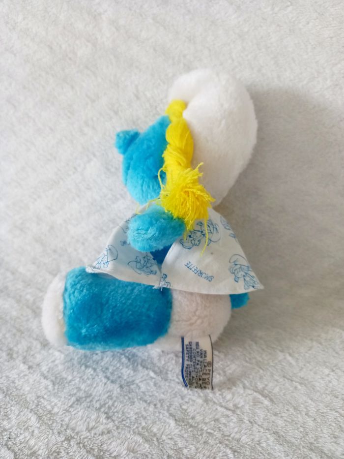 Peluche Doudou Schtroumpfette PEYO Année 1981 - photo numéro 2