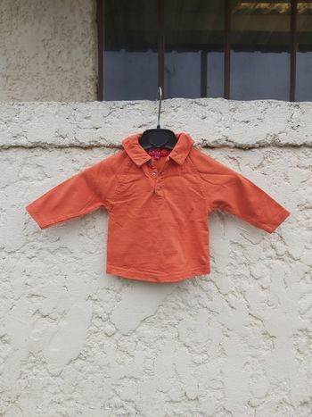 Polo Petit Pirate Taille 12 mois très bon état