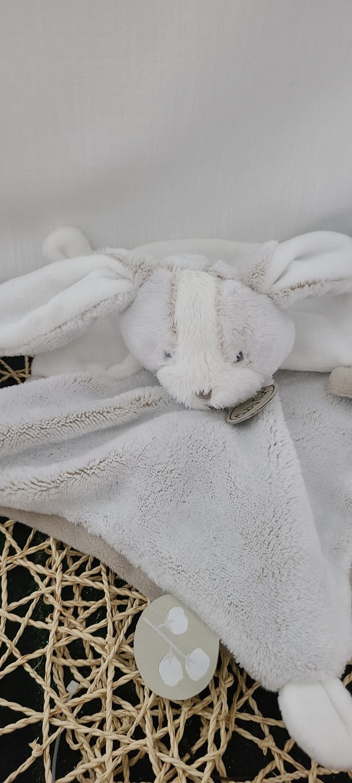 DOUDOU plat LAPIN gris beige LES TOUDOUX BABY NAT - photo numéro 4
