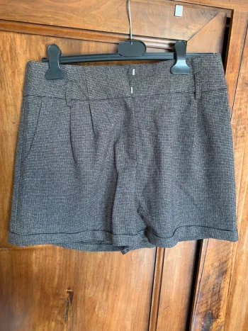 Short gris