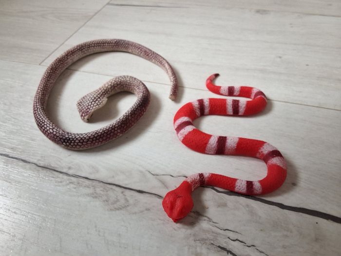 Jouets lot de 2 serpents - photo numéro 2