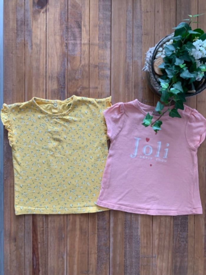 2 tee-shirts kiabi 12 mois