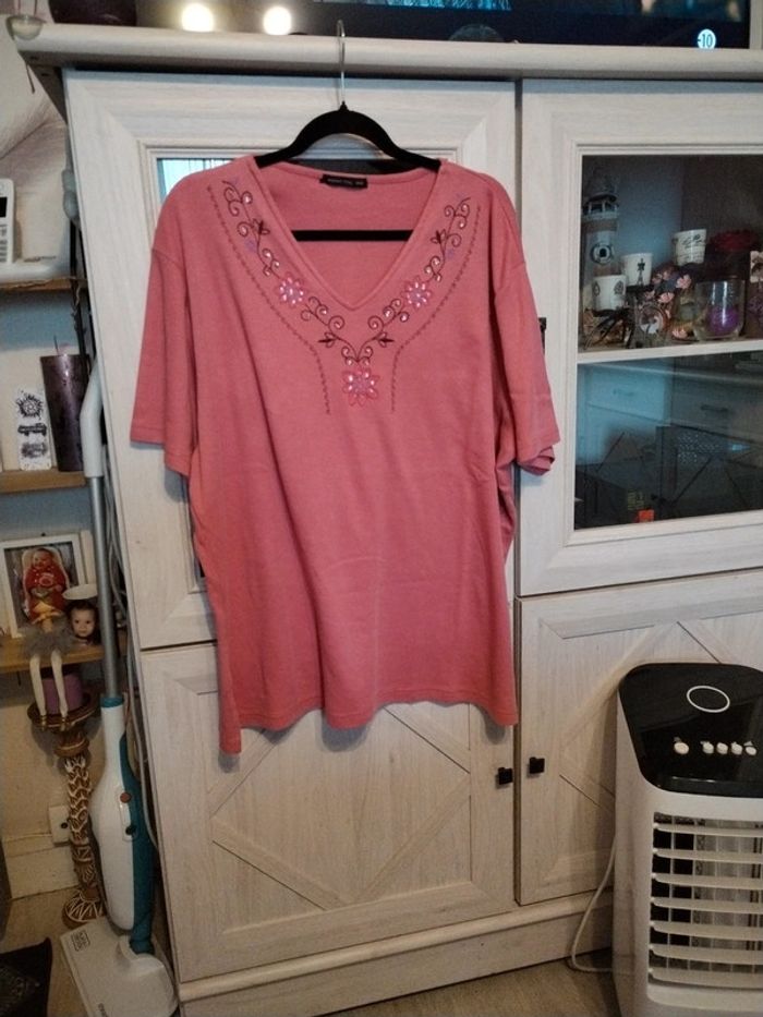 Tee shirt rose