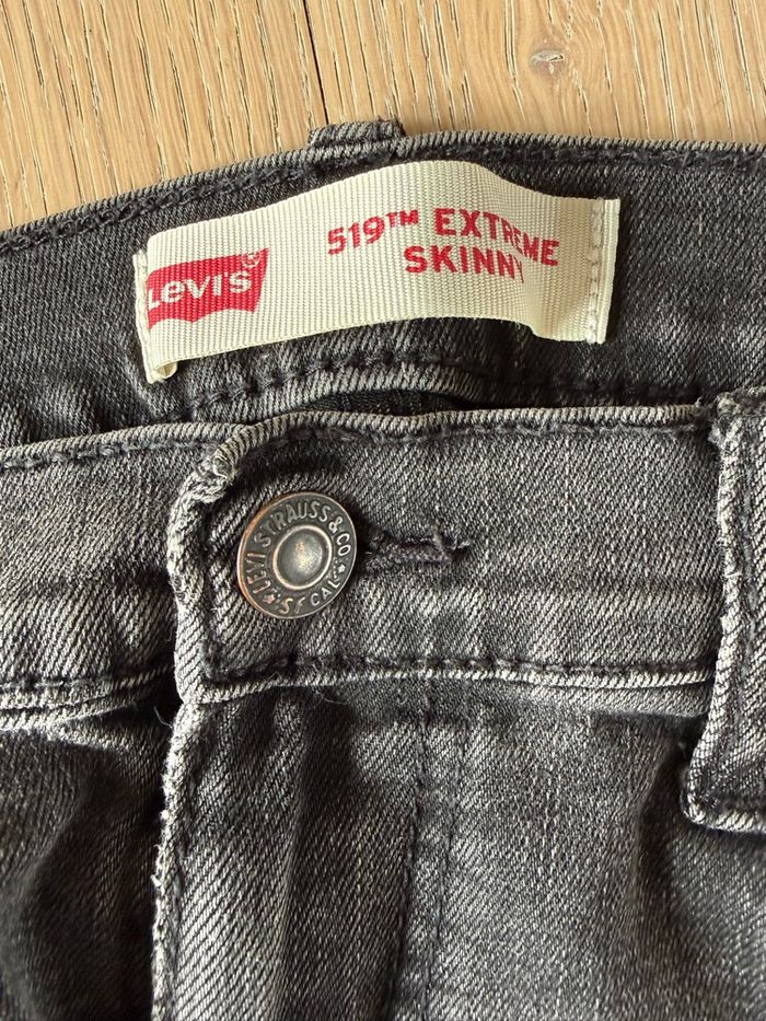 Jean Levi´s 519 Extrême Skinny noir - photo numéro 3