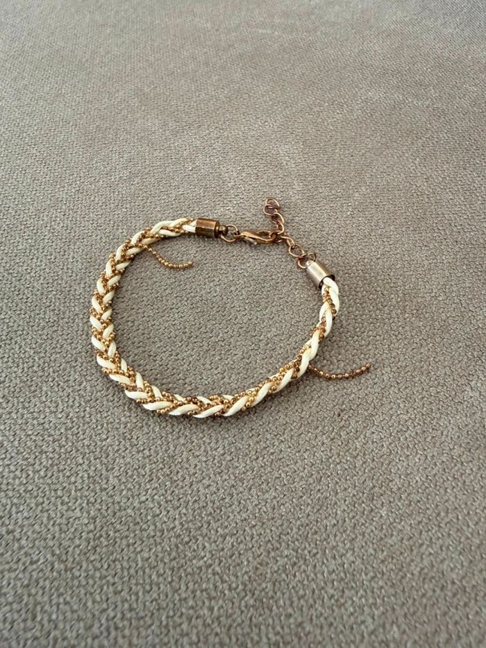 Bracelet tressé avec lignes boules dorées - photo numéro 3