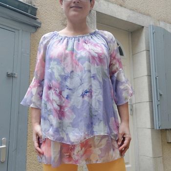 Magnifique blouse neuve TU