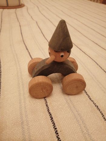 Lutin en bois à faire rouler