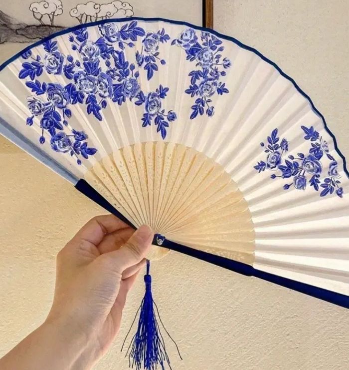 Eventail fleurs bleues - photo numéro 2