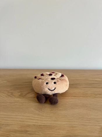 Peluche Jellycat pain aux raisins
