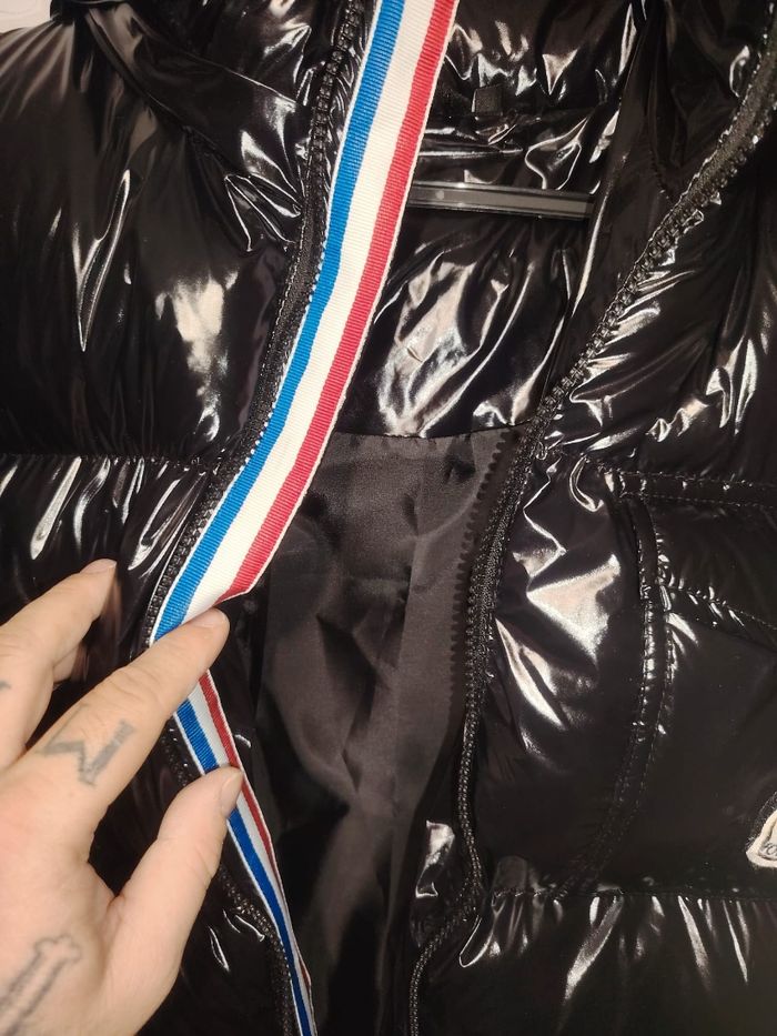 Doudoune Moncler neuf - photo numéro 4