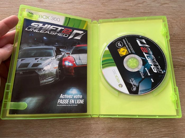 Need for speed shift 2 xbox 360 - photo numéro 2