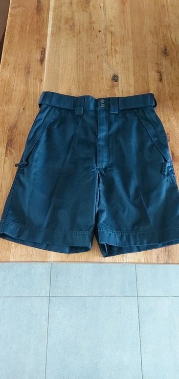 Short bleu marine