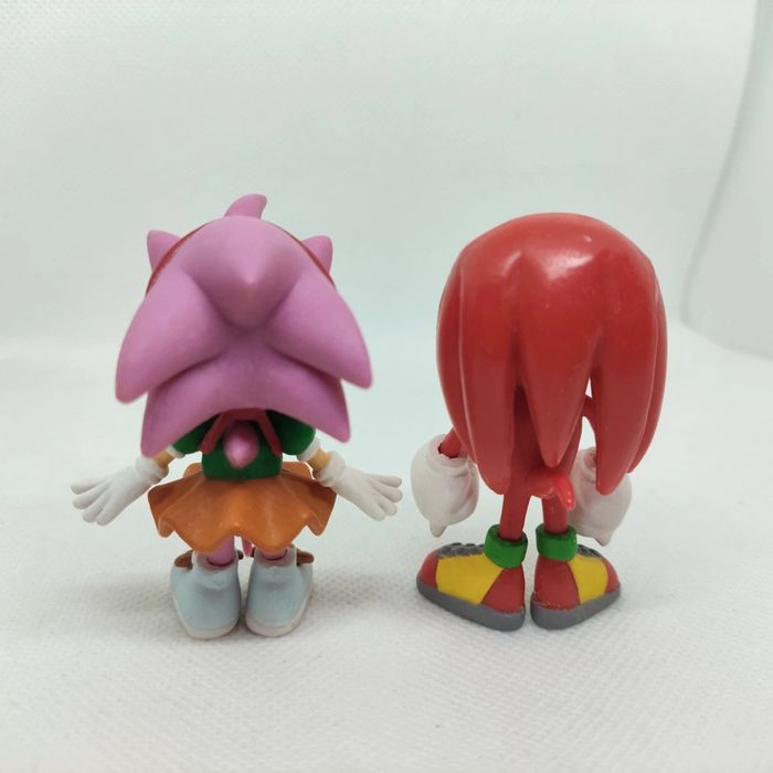 lot figurines Sega sonic Amy Rose et knuckles - photo numéro 2