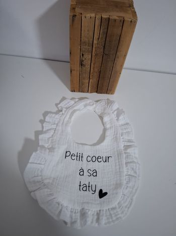 Bavoir personnalisé petit coeur a sa taty 