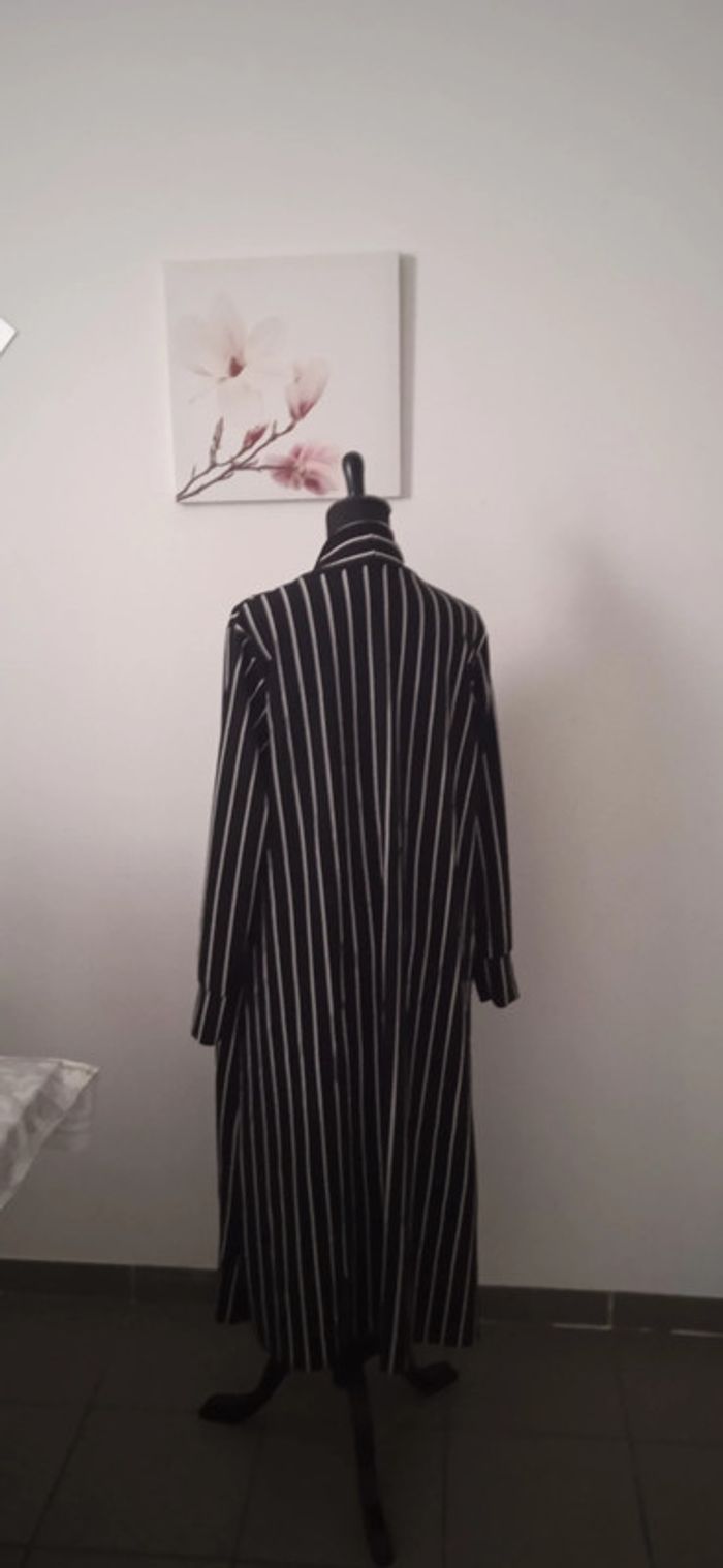 Veste longue noire et blanche à rayures/kimono - photo numéro 4