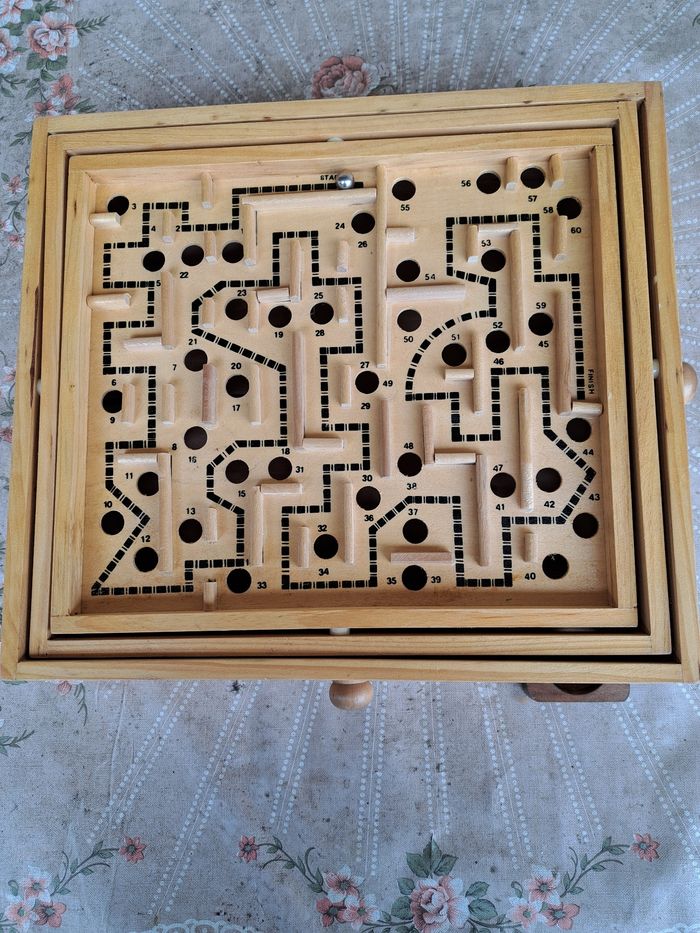 Jeu de labyrinthe en bois - photo numéro 2