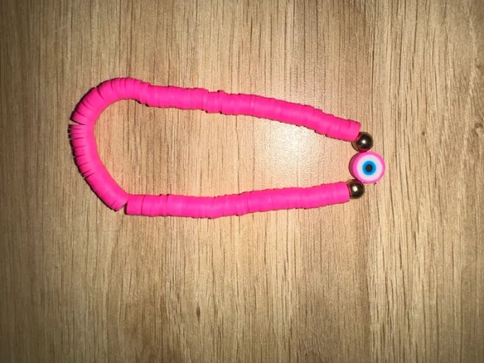 bracelet fushia œil yeux