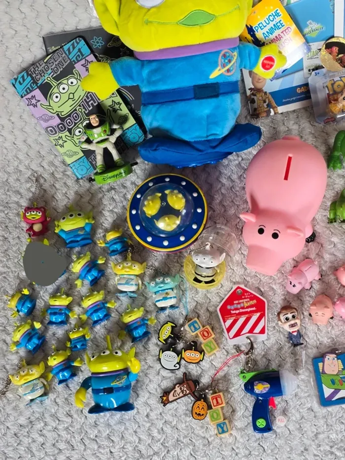 Gros lot de jouets Toy Story - photo numéro 2
