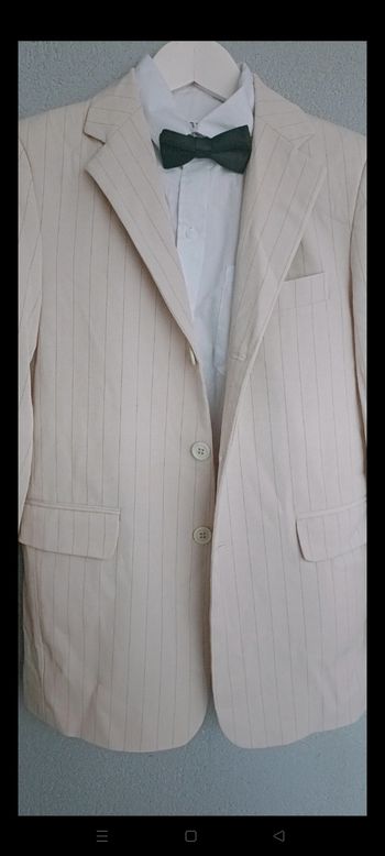 Costume complet veste chemise pantalon et noeud papillon taille 14 ans