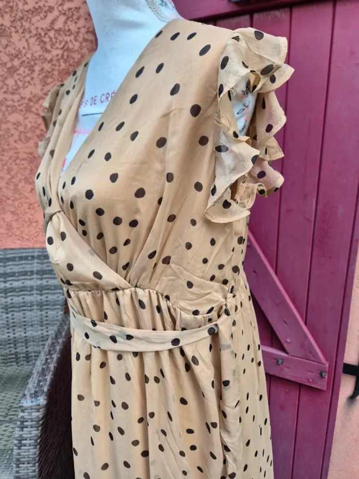 Robe longue cache-coeur sans manches T. 44 - photo numéro 8