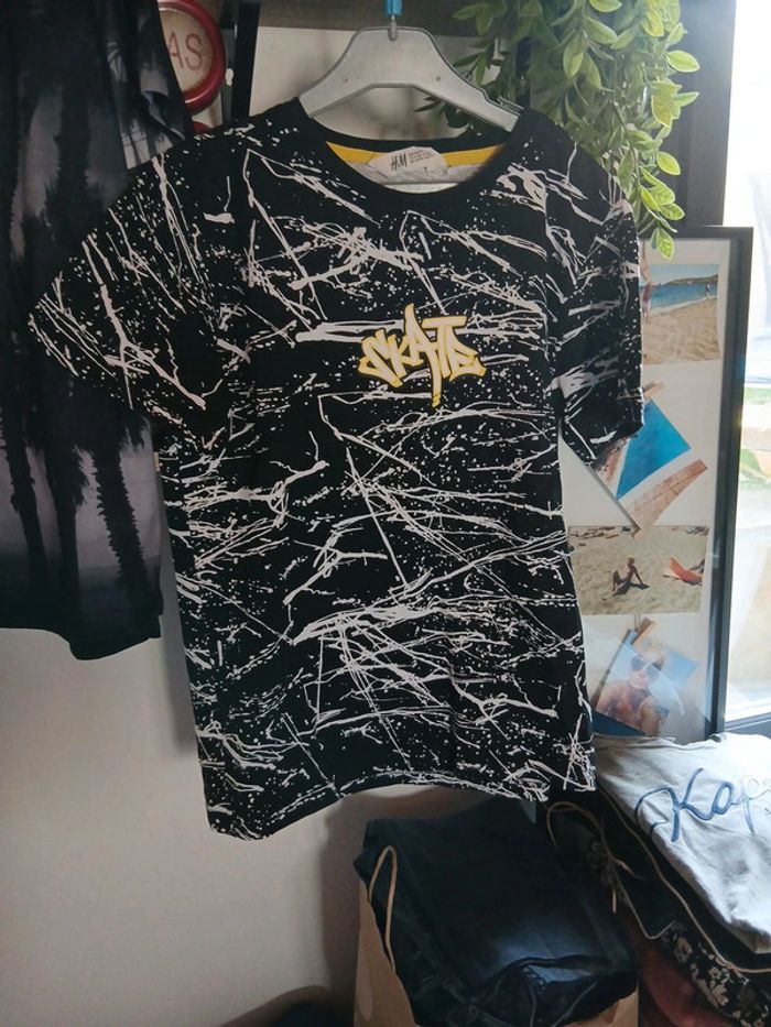 Lot de 2 T-shirt h et m 10 -12 ans - photo numéro 3