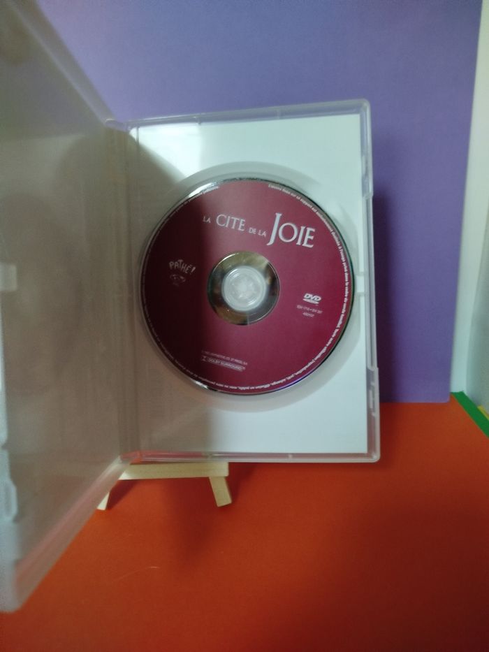 La cité de la joie - DVD - photo numéro 4