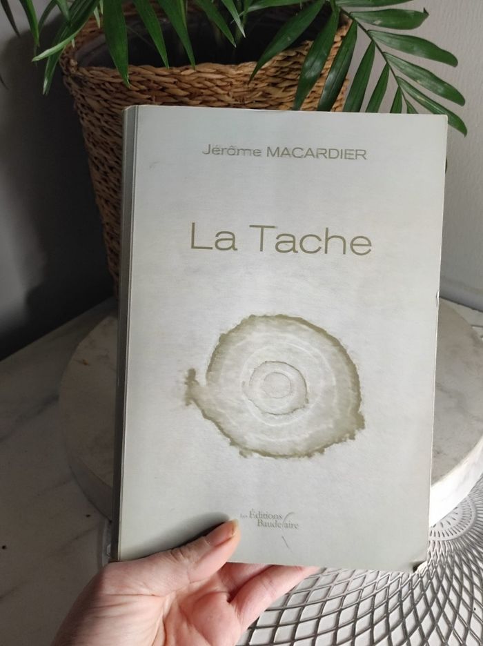 La tâche