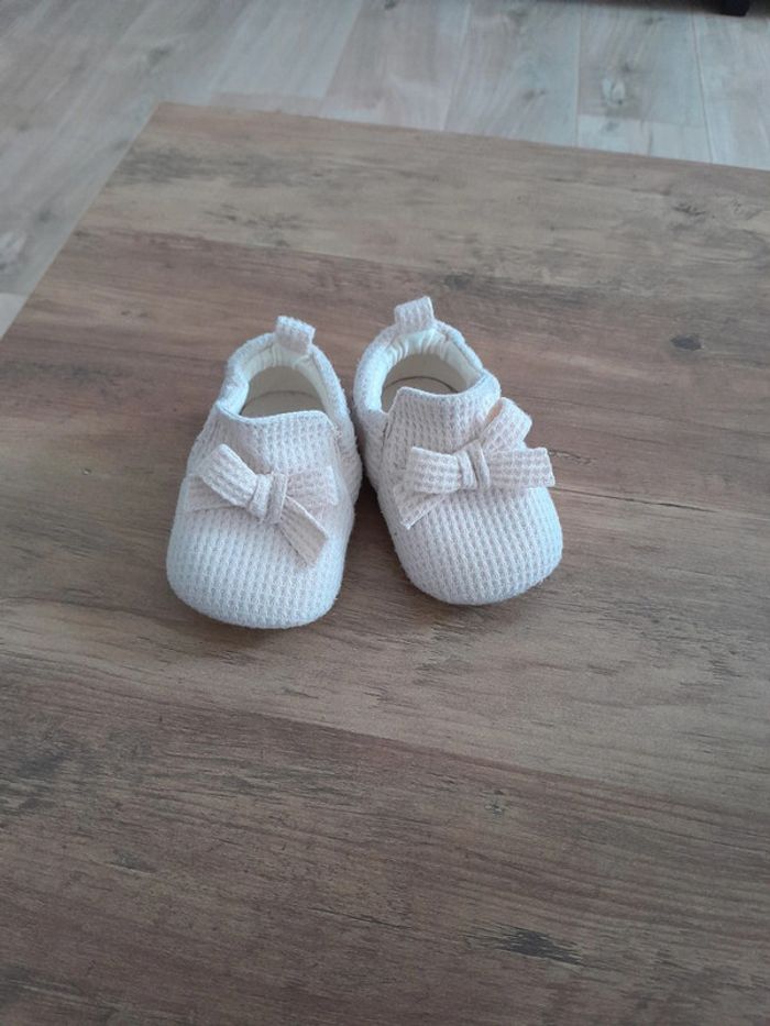 Chaussons fille 6-9mois