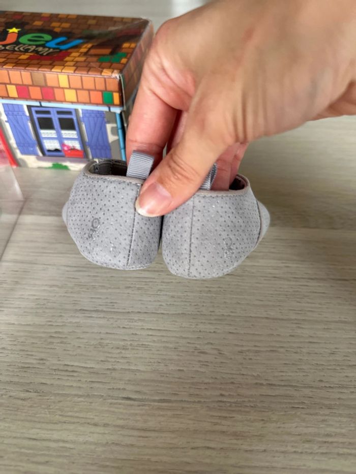 Chaussons bébé fille taille 3 mois - photo numéro 3