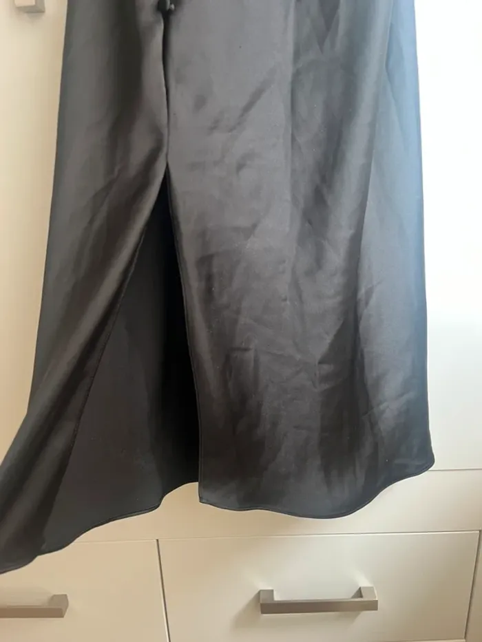 Robe Zara noire 🖤 Taille M - photo numéro 6
