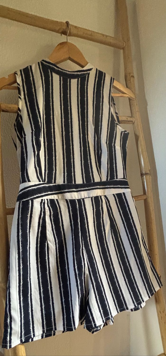 Combi short a rayure bleu et blanche - photo numéro 2