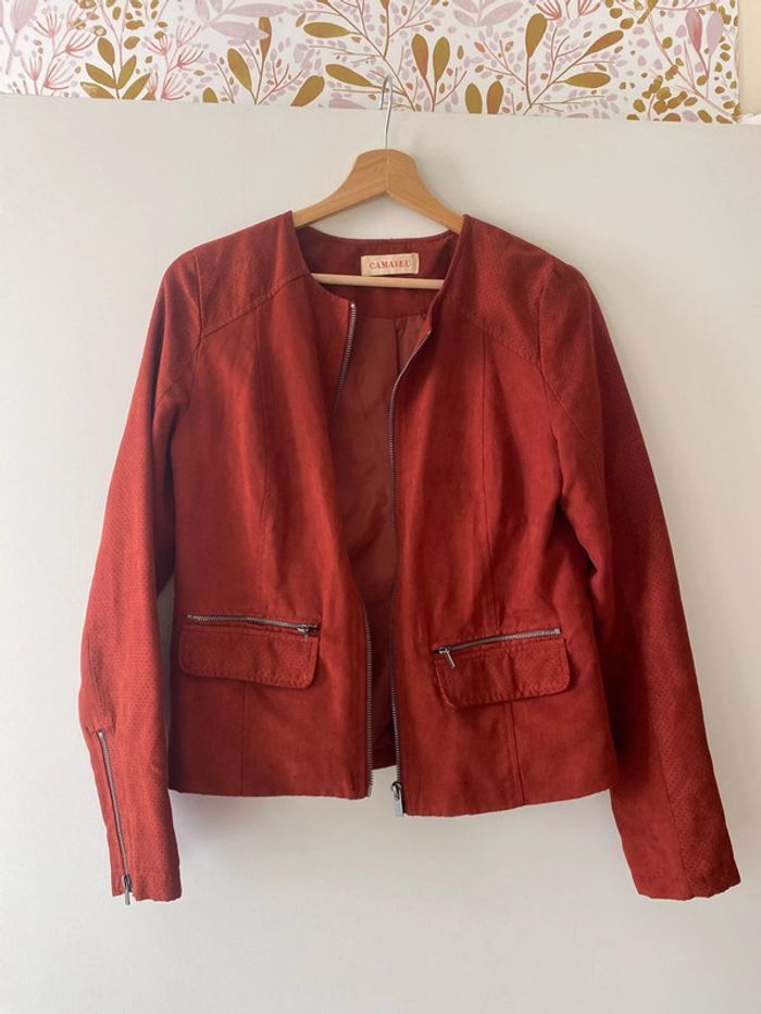 Perfecto effet daim rouge foncé