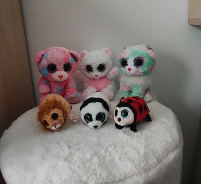 Lot peluches ty et brilloo pets.